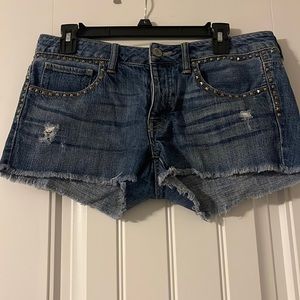 American Eagle denim shorts.